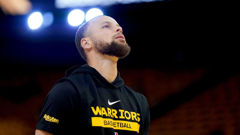 牵制中卫并 牵制中卫并