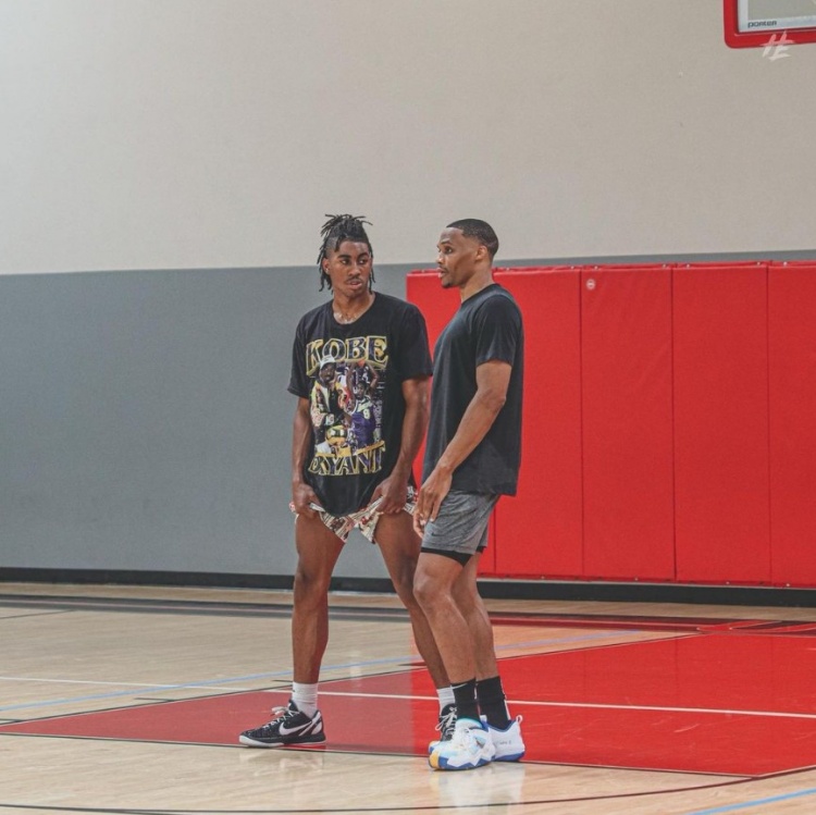 理波动共同 理波动共同